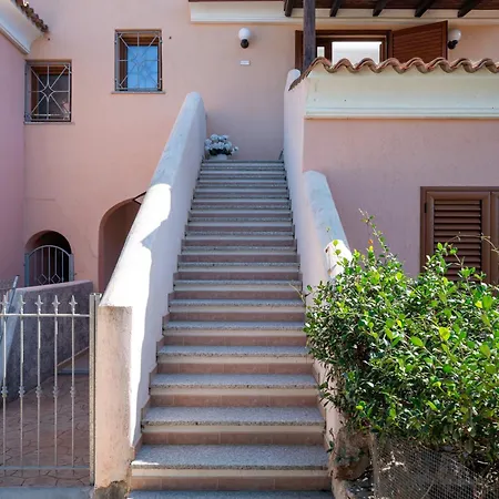 Oasis Con Vista Mare Tatil Evi Budoni
