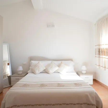 Semesterbostad Oasis Con Vista Mare